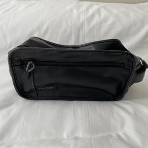 Dockers Travel Toiletries Bag